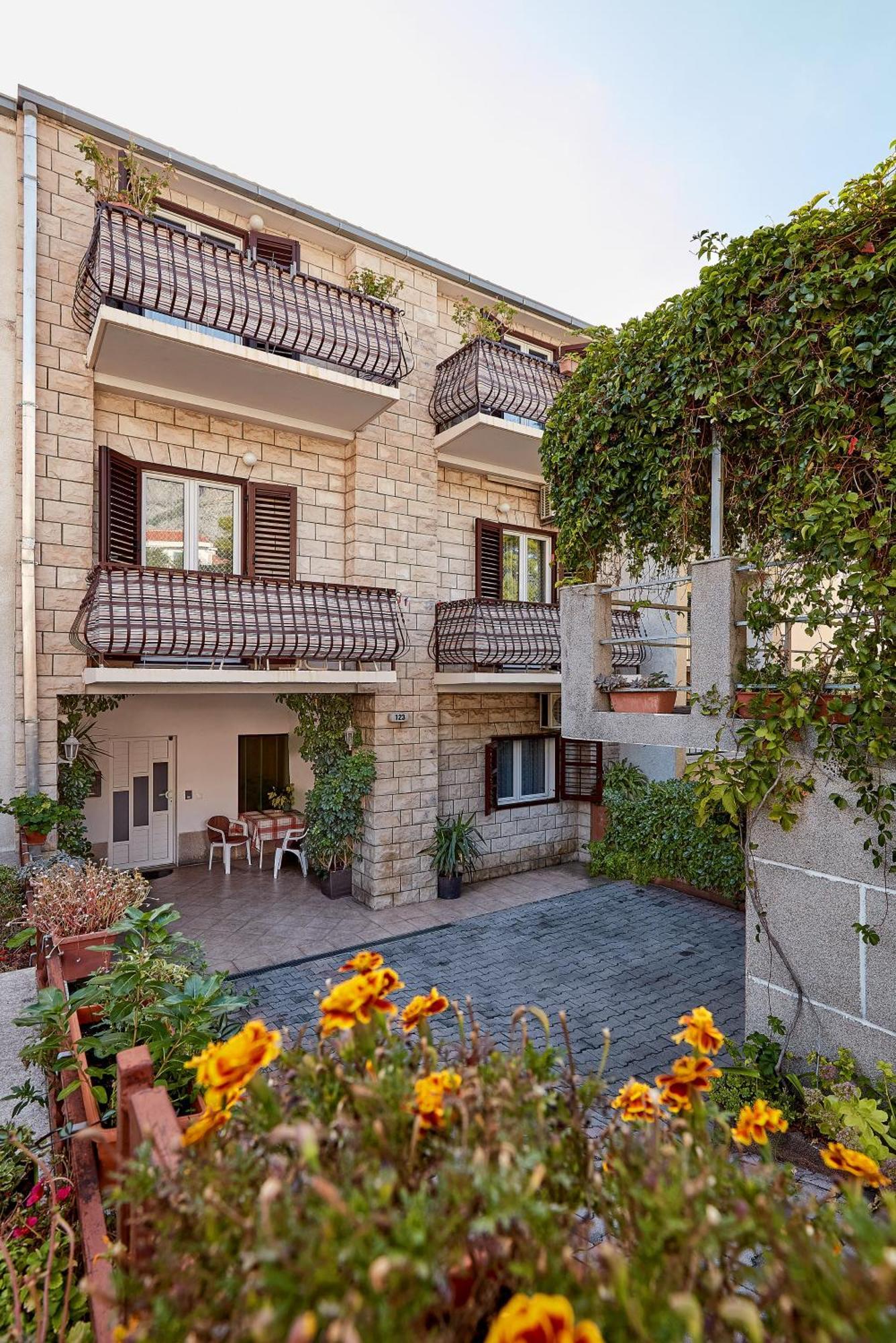 Apartments Ljubica Makarska Exterior foto
